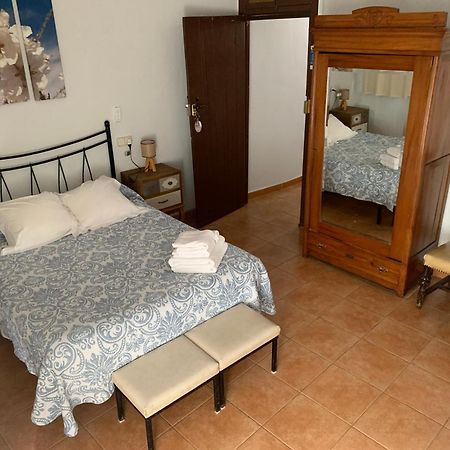 Fonda La Plaza Hotel Valderrobres Kültér fotó