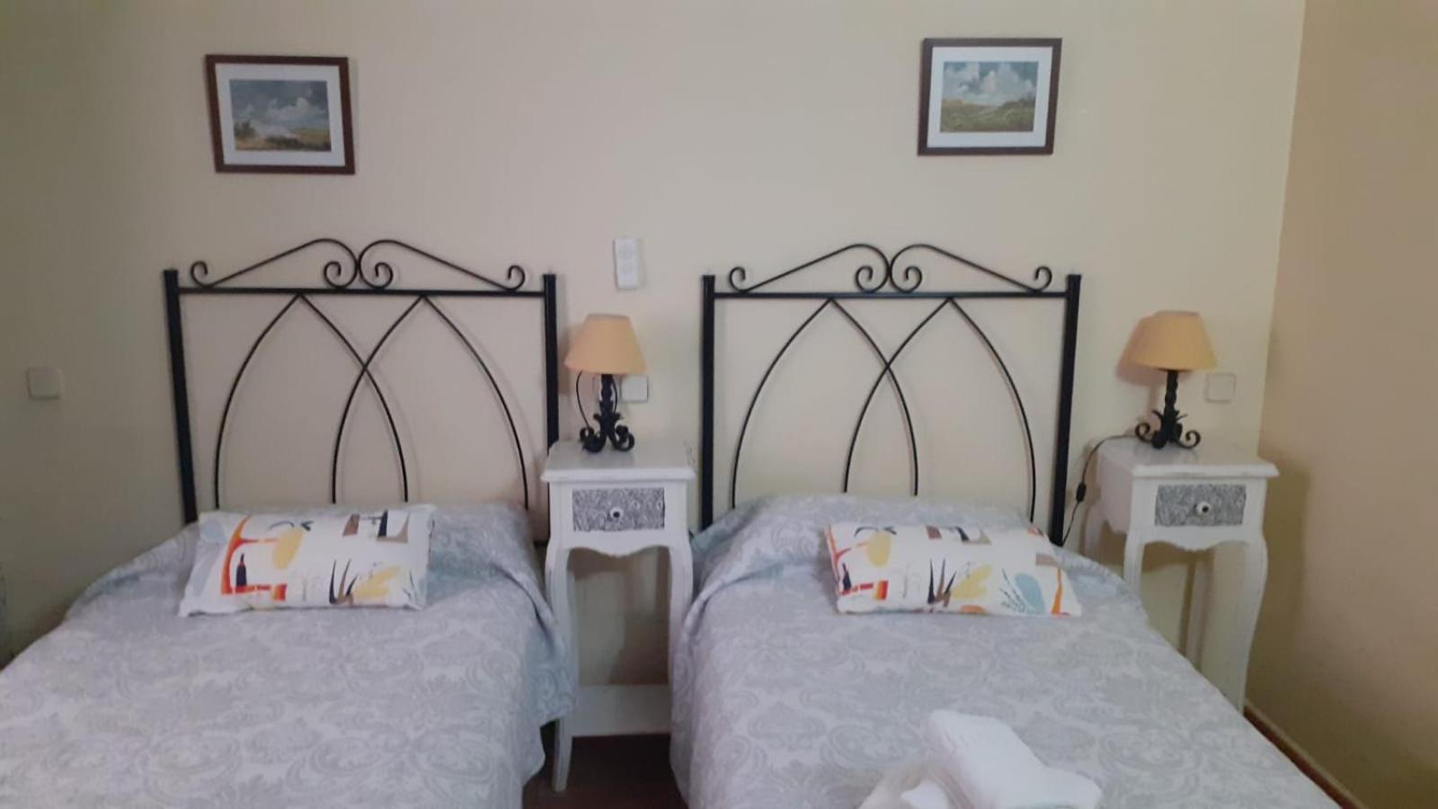 Fonda La Plaza Hotel Valderrobres Kültér fotó