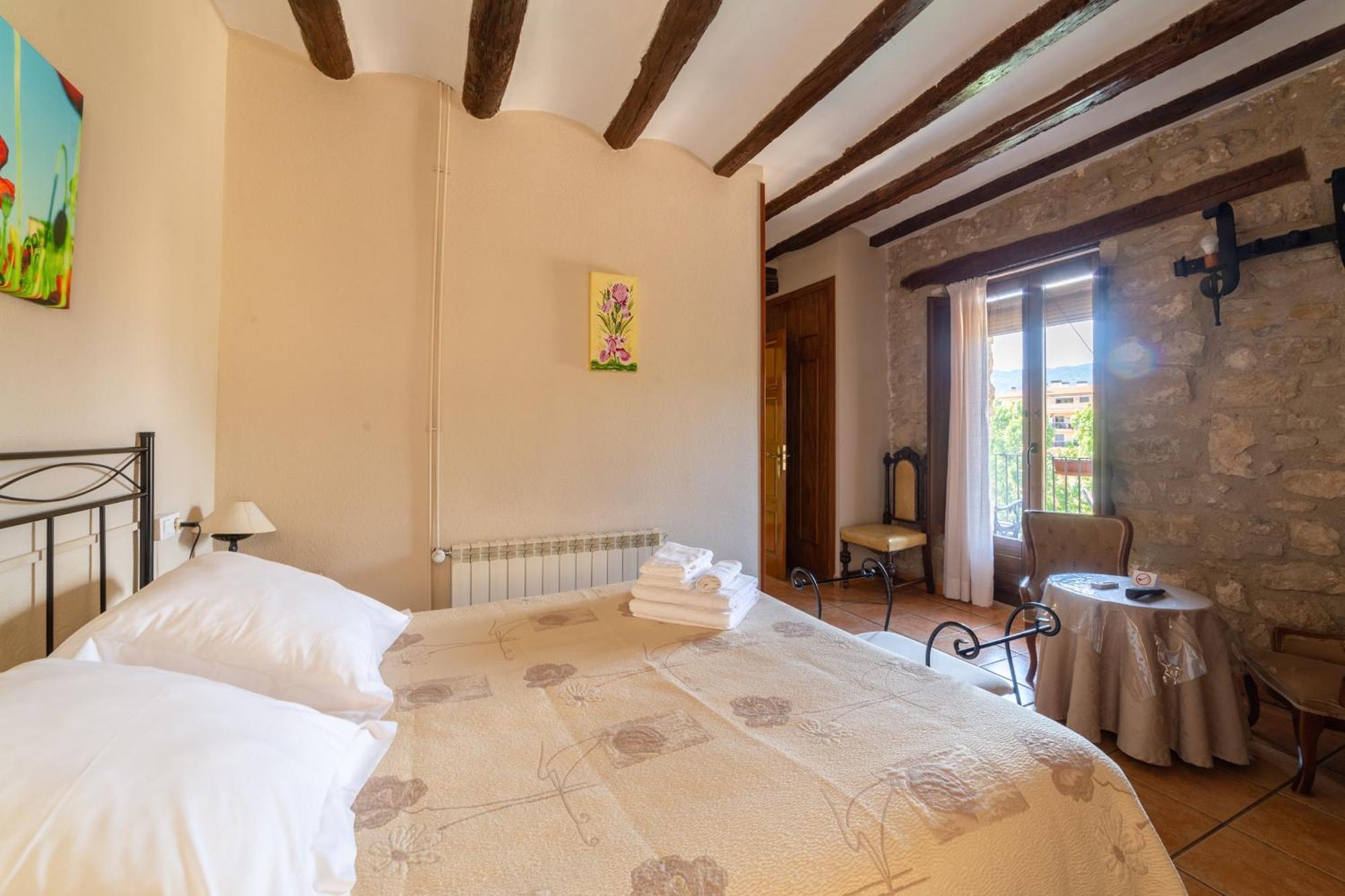 Fonda La Plaza Hotel Valderrobres Kültér fotó