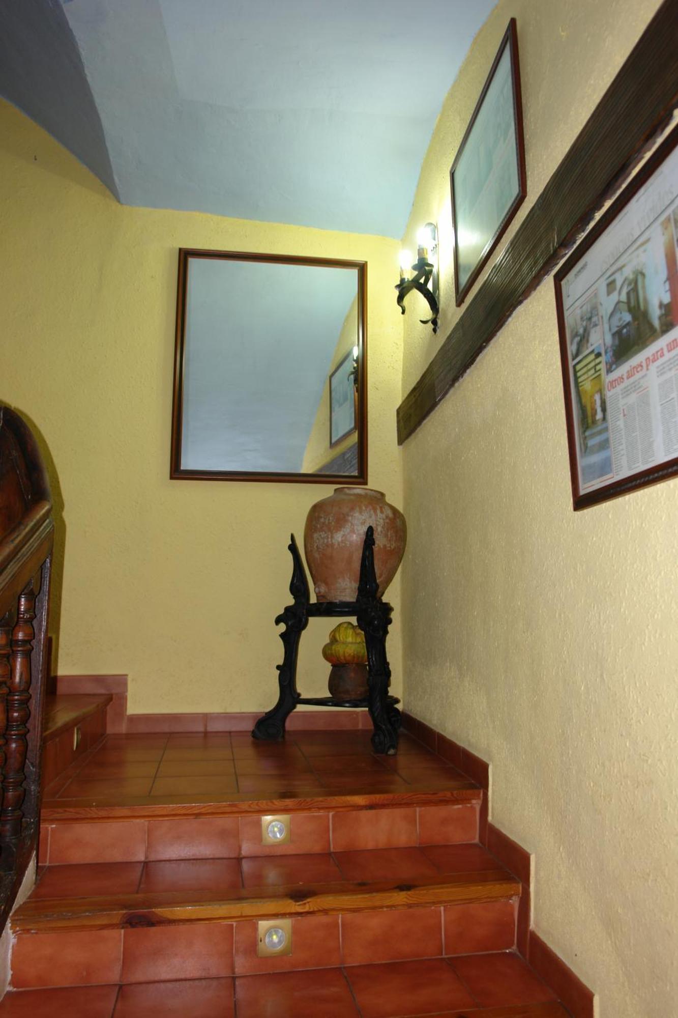 Fonda La Plaza Hotel Valderrobres Kültér fotó